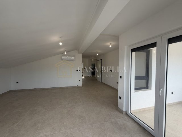 Apartment Zu verkaufen - Primorsko-goranska Novi Vinodolski - foto 2/14