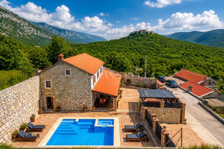 Dům na prodej 215 m² – Vinodolska Općina