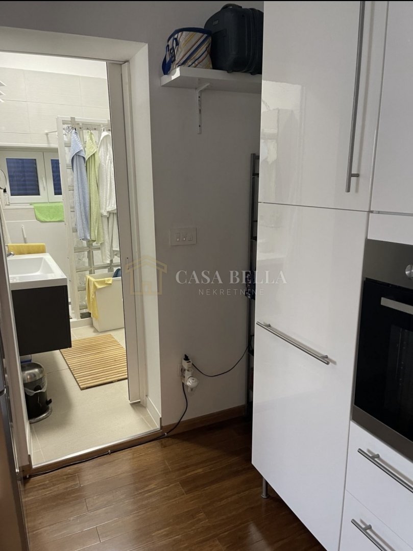 Casa In vendita - Ličko-senjska Karlobag