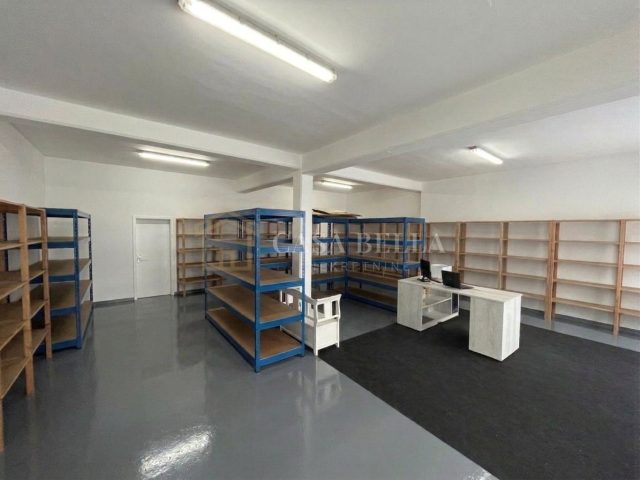 Poslovni prostor za najam 80 m² – Matulji