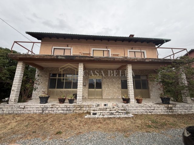 Casa in vendita 460 m² – Bakar