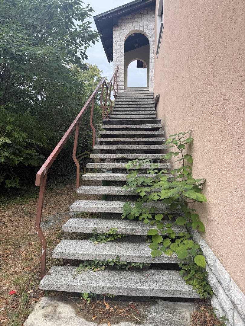 Casa In vendita - Primorsko-goranska Kukuljanovo