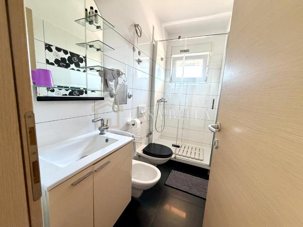 Stan Za najam - Primorsko-goranska Jadranovo