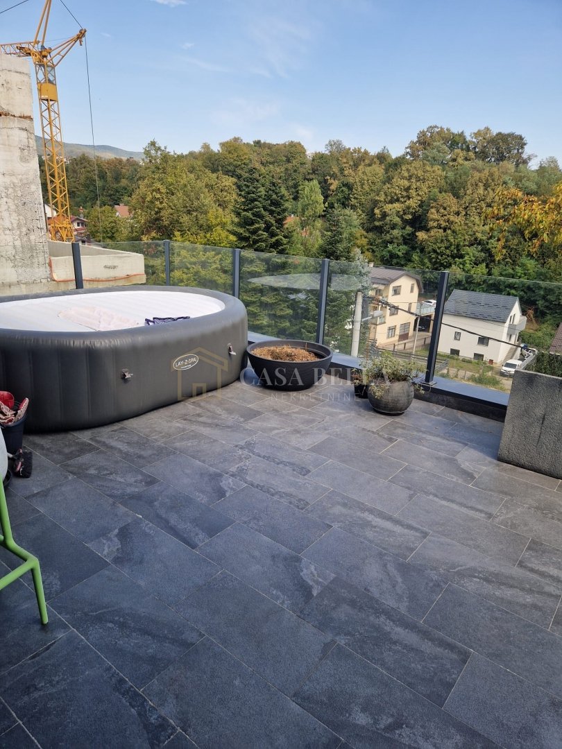 Maison À vendre - Grad Zagreb Maksimir