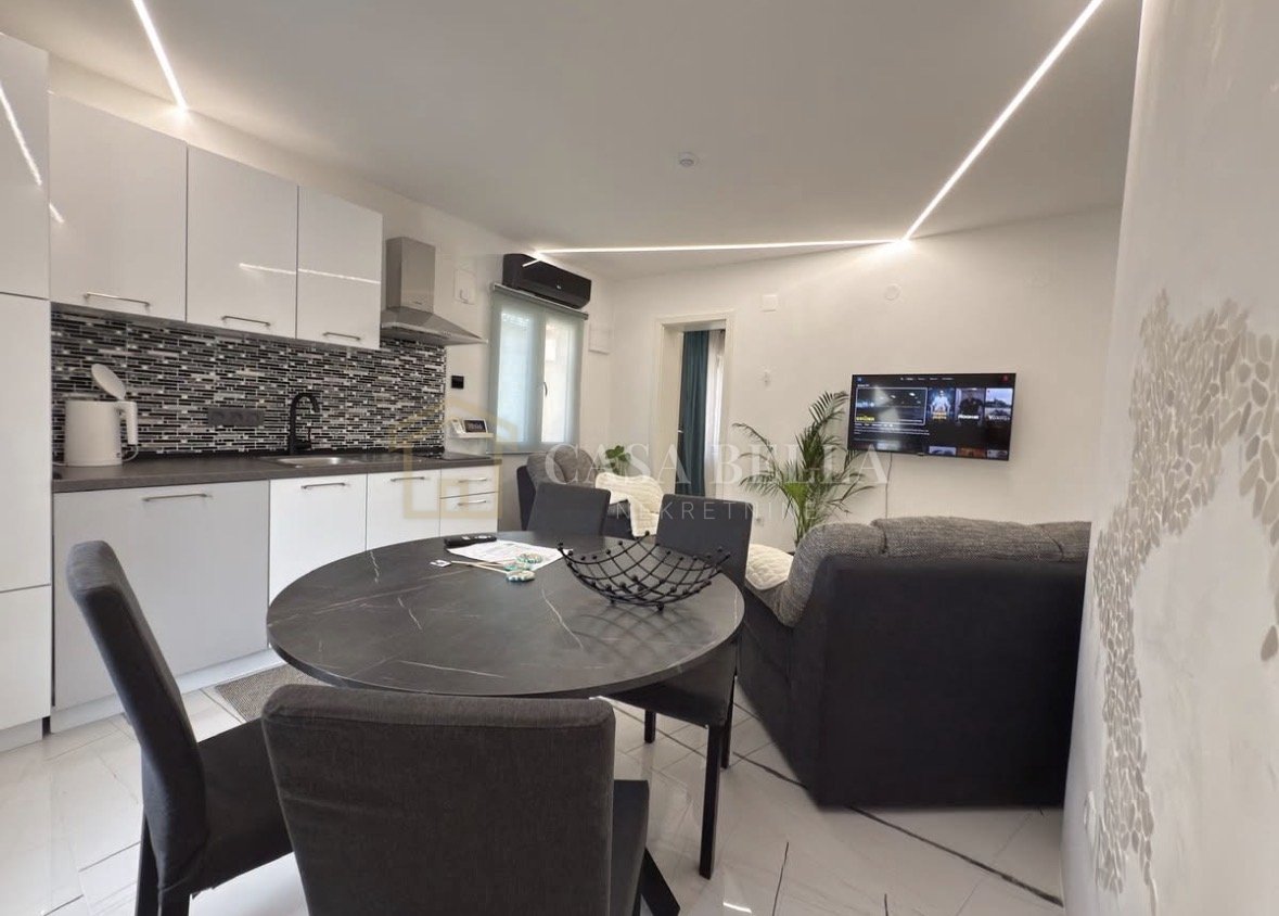 Apartma Za najem - Primorsko-goranska Novi Vinodolski - foto 1/5