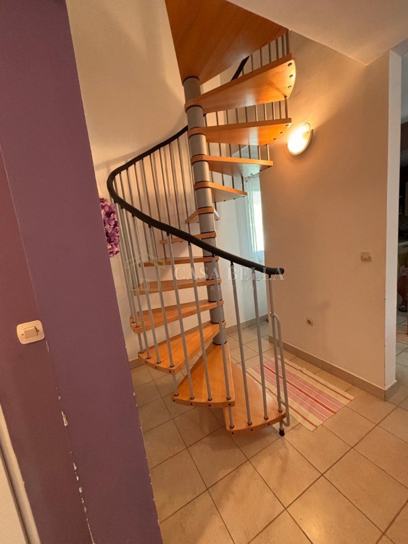 Apartma Naprodaj - Ličko-senjska Novalja