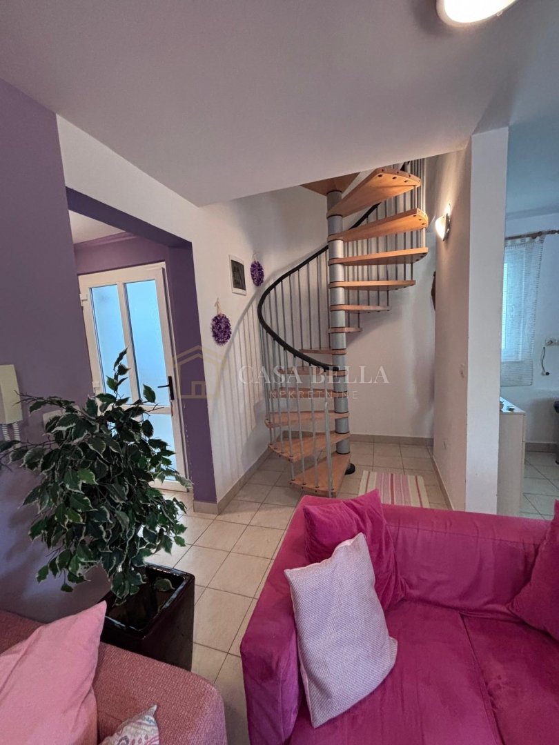 Apartma Naprodaj - Ličko-senjska Novalja