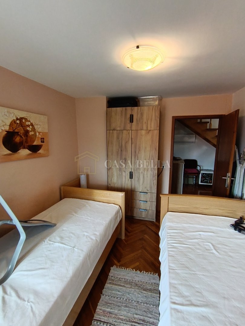 Kuća Na prodaju - Ličko-senjska Karlobag