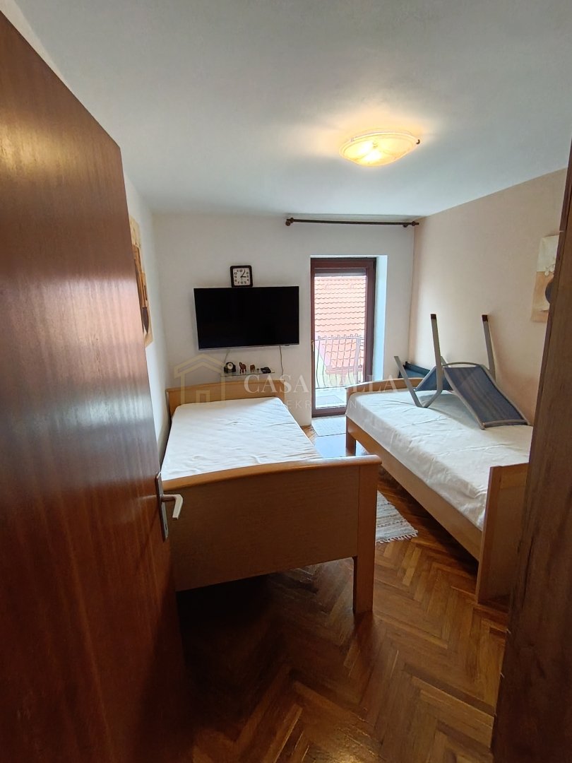 Kuća Na prodaju - Ličko-senjska Karlobag