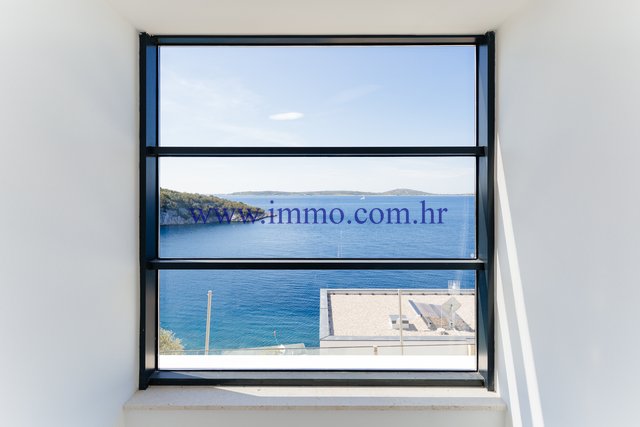 Casa In vendita - SPLITSKO-DALMATINSKA  TROGIR 