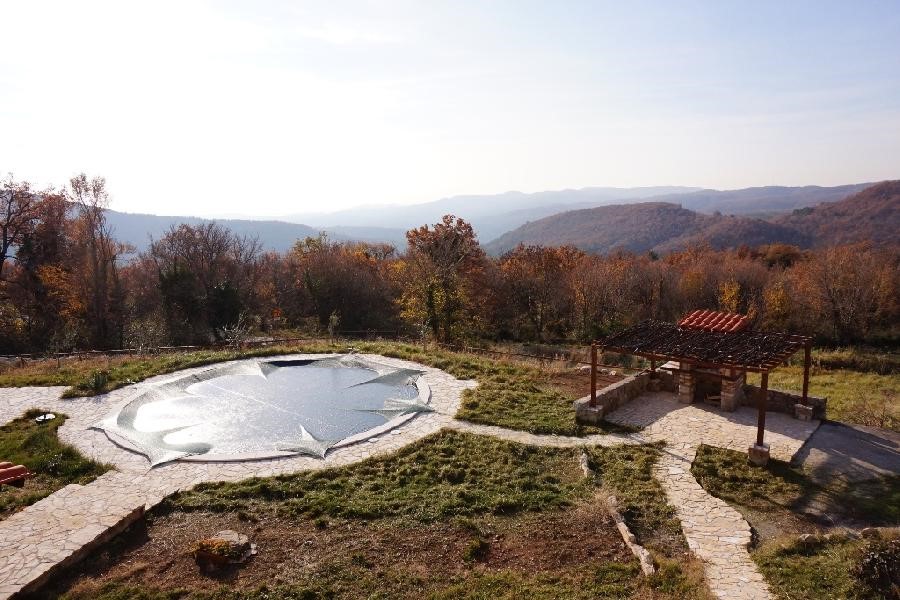 Dom Na predaj - ISTARSKA  LUPOGLAV 