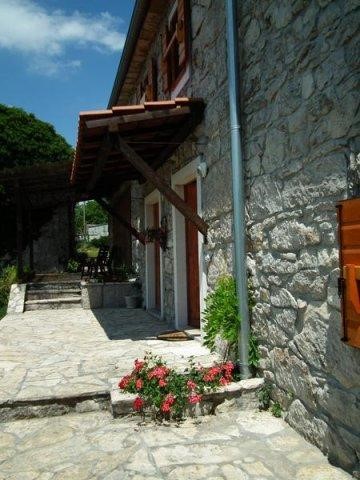 Dom Na predaj - ISTARSKA  LUPOGLAV 