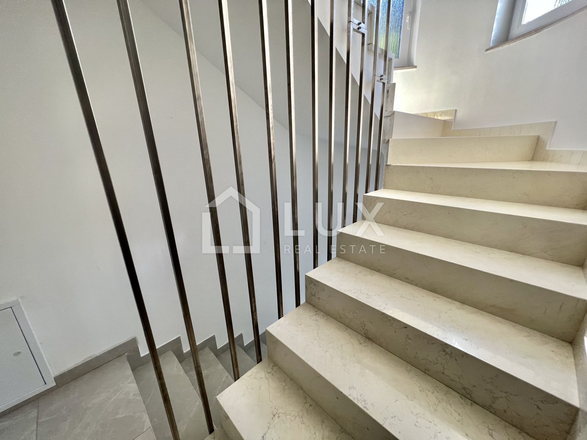 Apartma Naprodaj - Primorsko-goranska Bribir