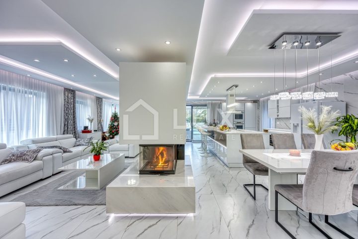 Dům na prodej 172 m² – Rovinj