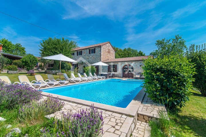 House for sale 300 m² – Žminj