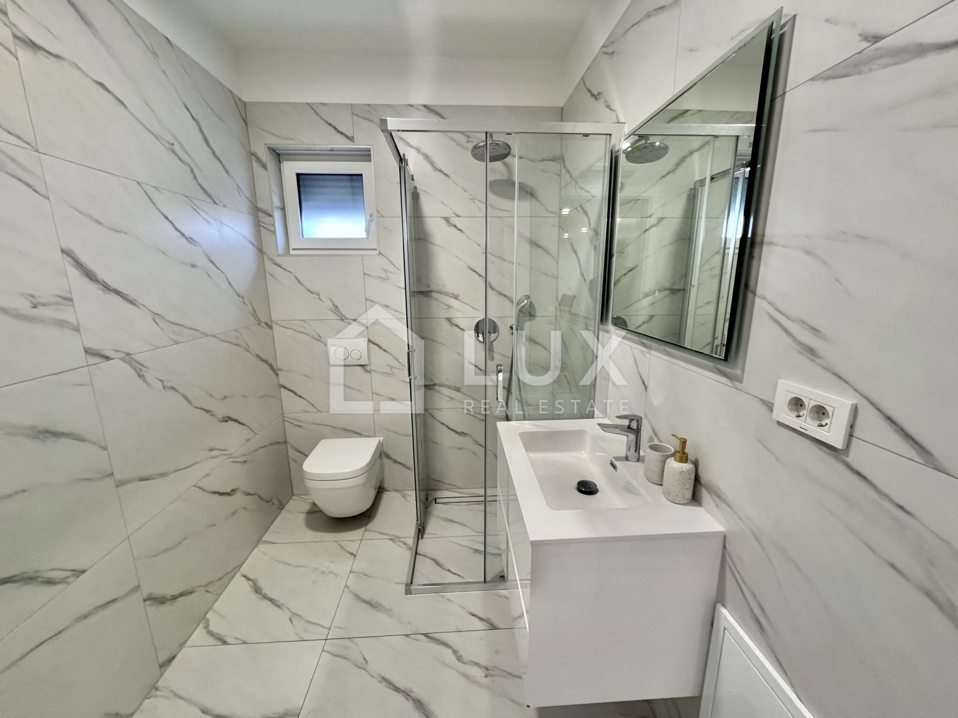 Apartma Naprodaj - Primorsko-goranska Crikvenica