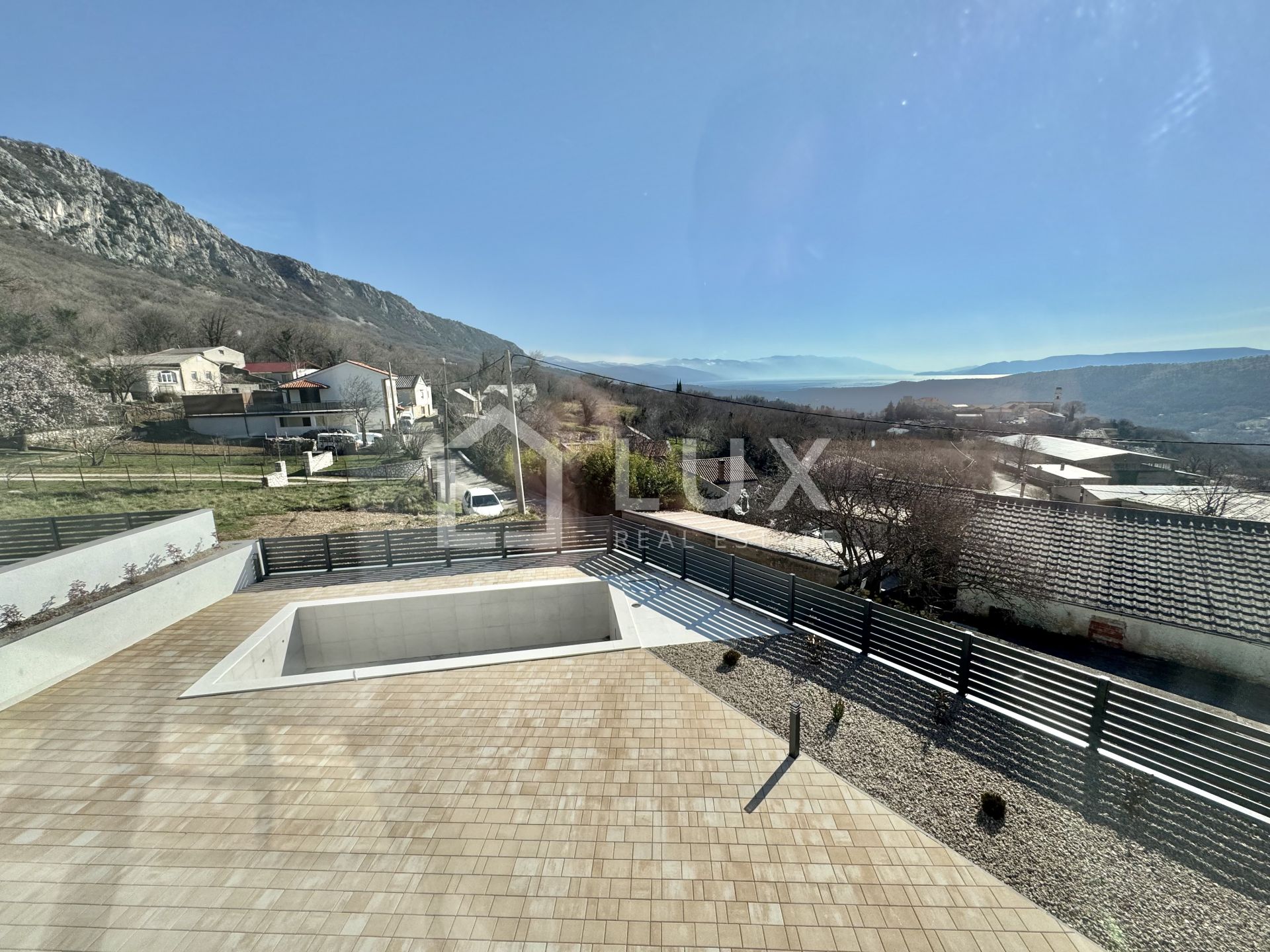 Kuća Na prodaju -  Bribir