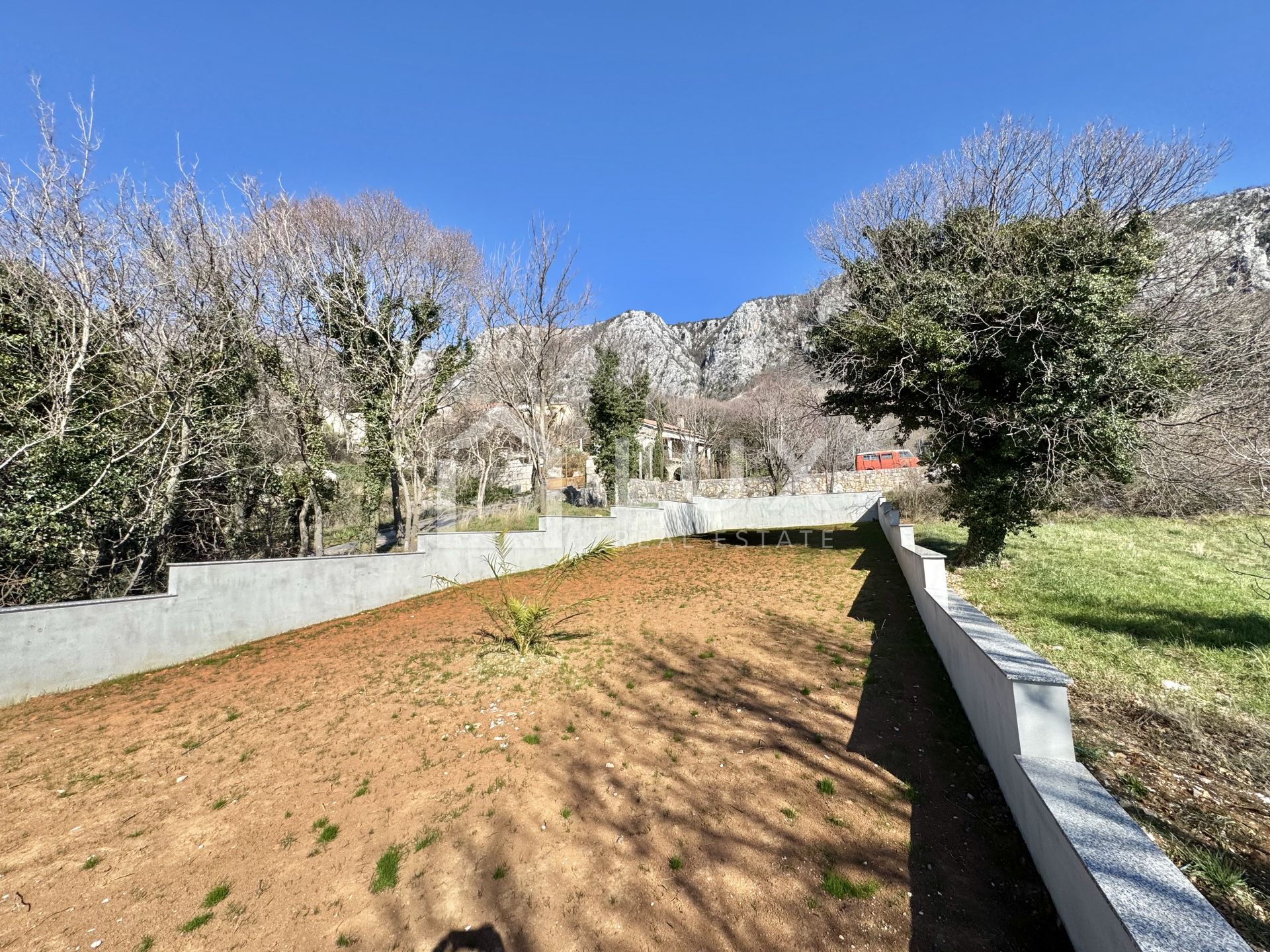 Kuća Na prodaju -  Bribir