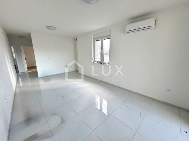 Apartment Zu verkaufen - Primorsko-goranska Novi Vinodolski - foto 2/16