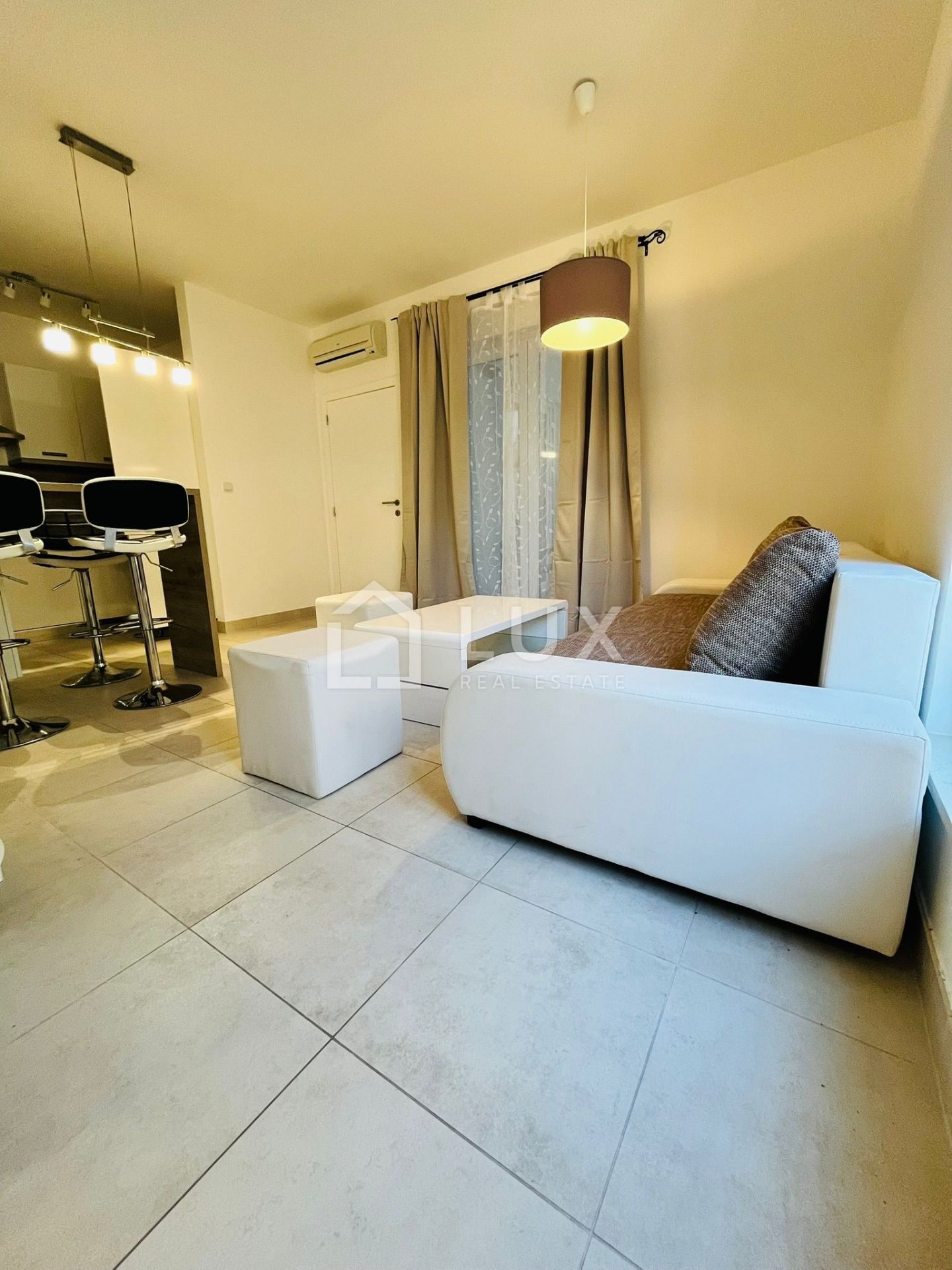 Flat For sale - Primorsko-goranska Crikvenica