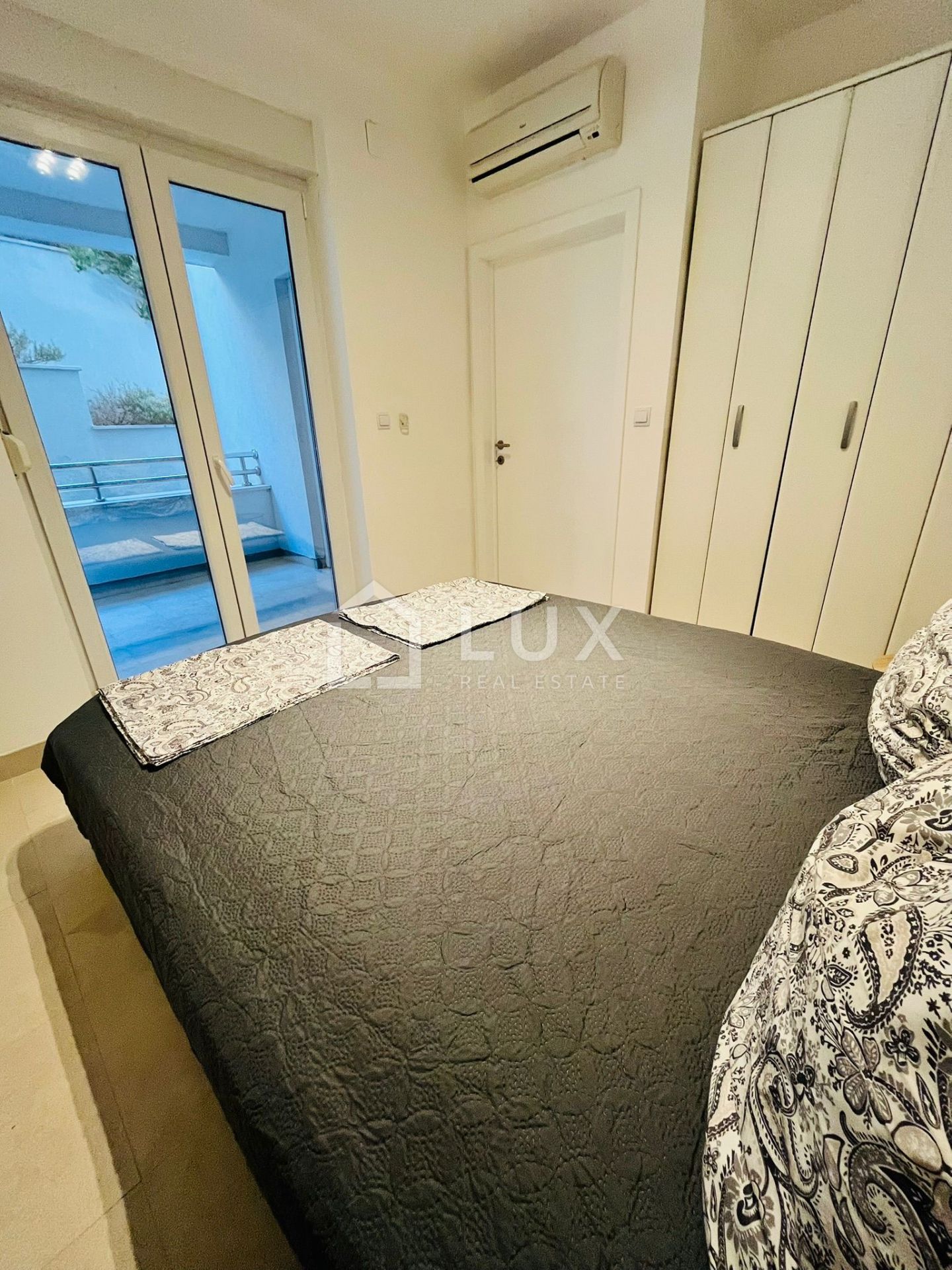 Flat For sale - Primorsko-goranska Crikvenica