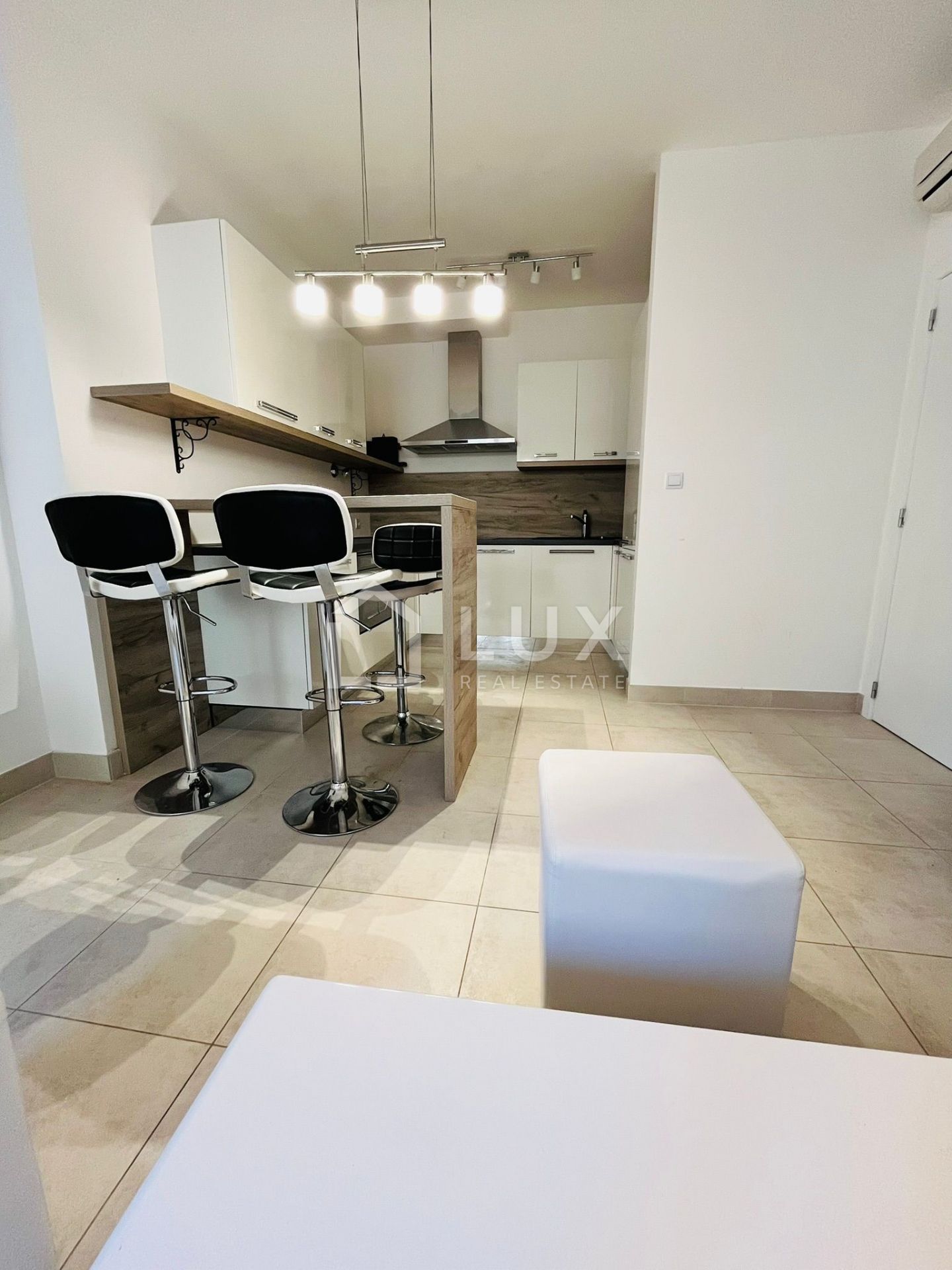 Flat For sale - Primorsko-goranska Crikvenica