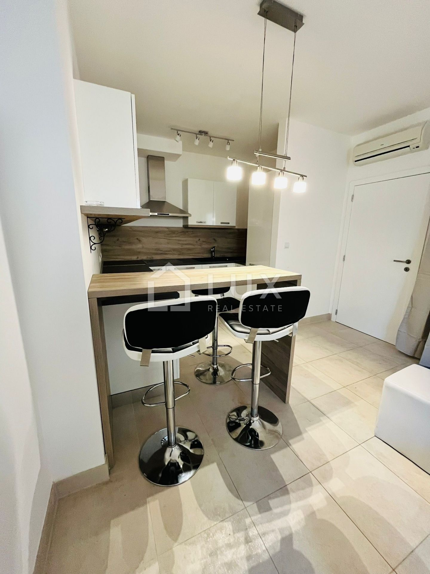 Flat For sale - Primorsko-goranska Crikvenica