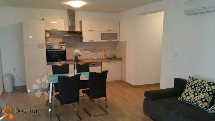 House for sale 550 m² – Novi Vinodolski