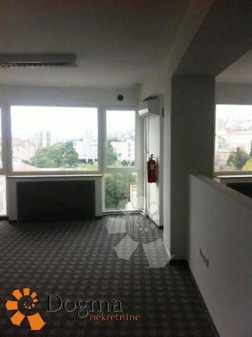 Komerčné na prenájom 344 m² – Potok
