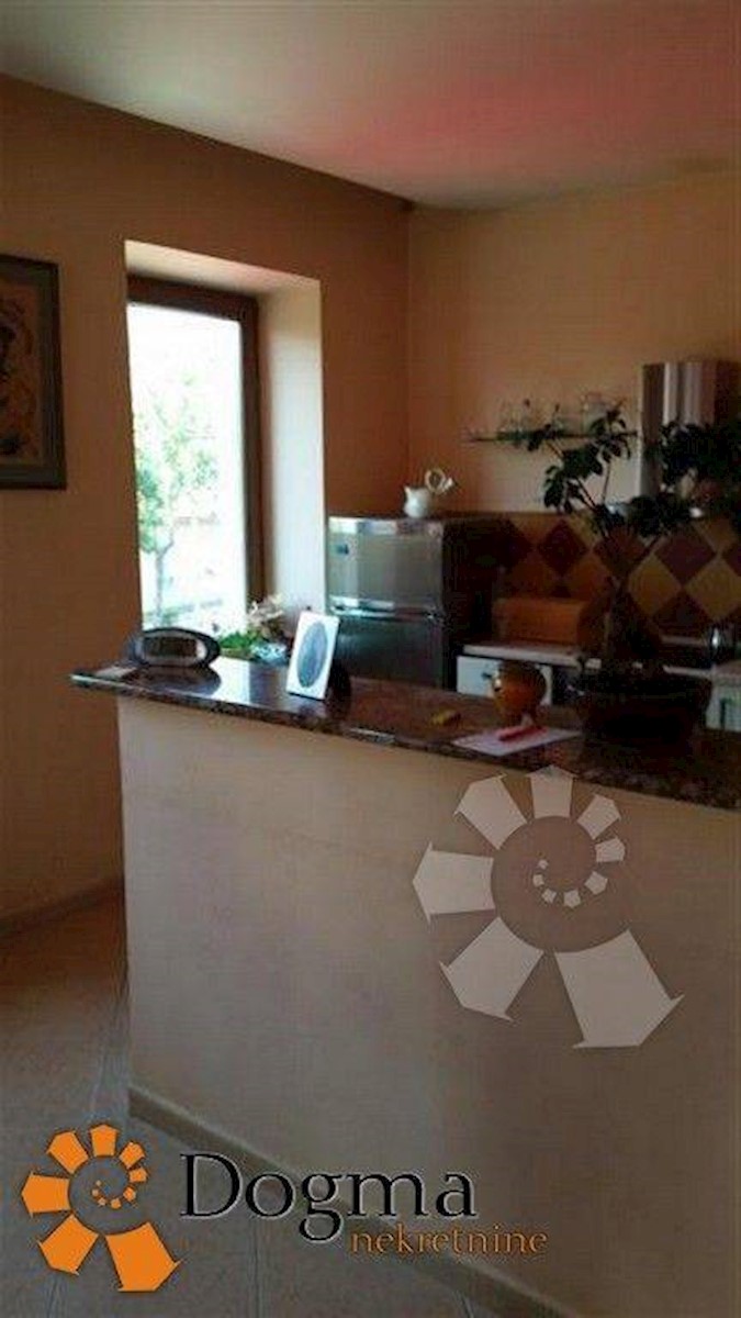 Flat For rent - PRIMORSKO-GORANSKA  RIJEKA 