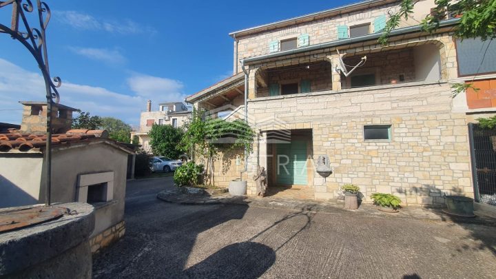 Hiša na predaj 140 m² – Višnjan