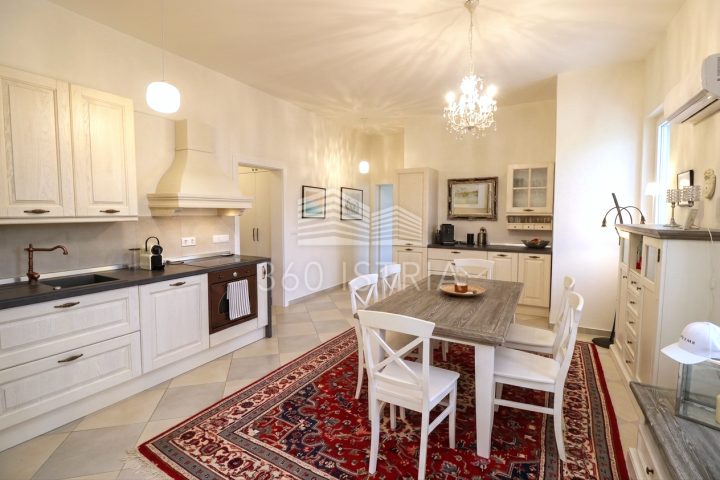 Apartmán na predaj 107 m² – Poreč