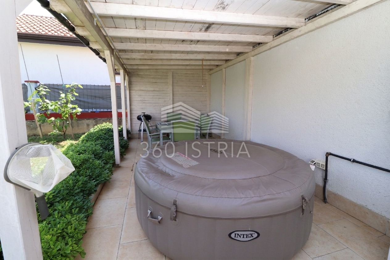 Appartamento In vendita - Istarska Poreč