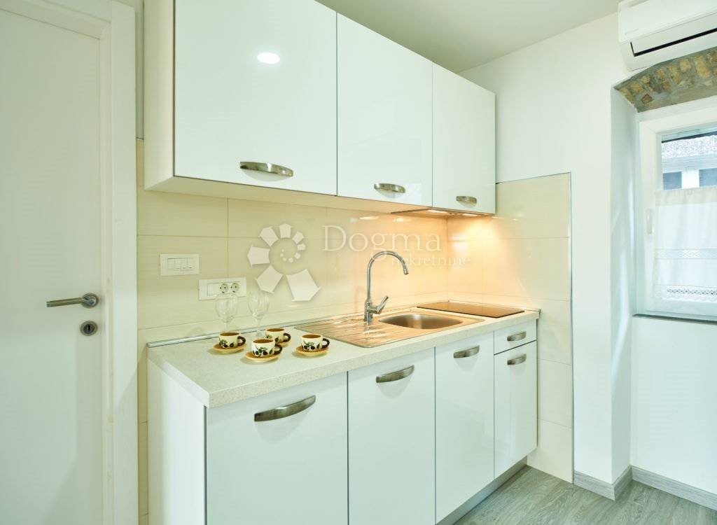 Apartment Zu verkaufen - ISTARSKA  ROVINJ 