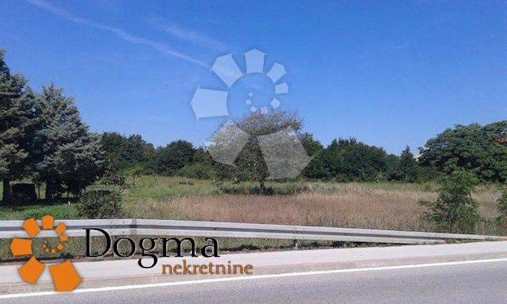 Land for sale 7000 m² – Barban