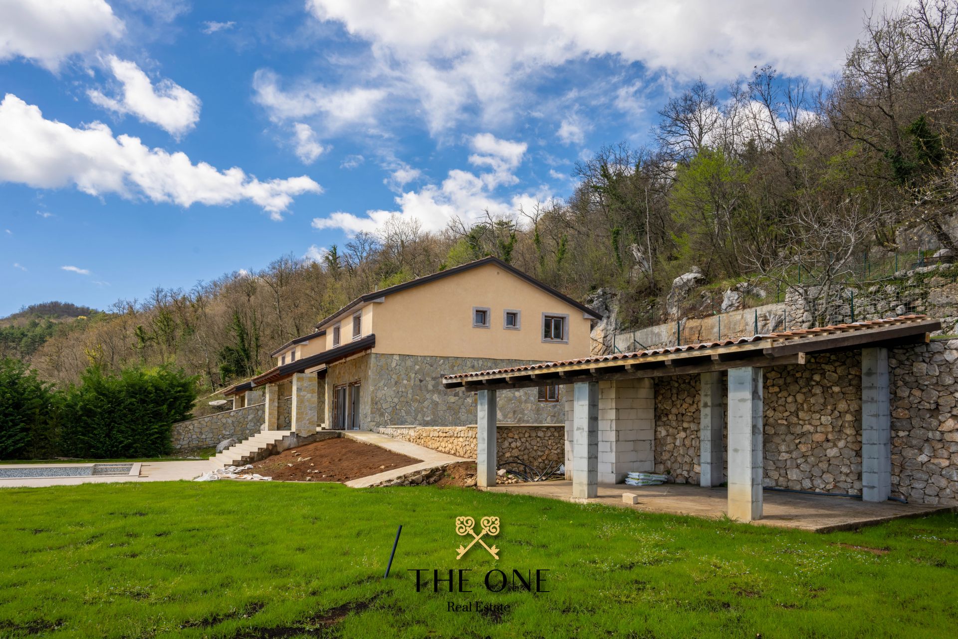 House For sale - Primorsko-goranska Poljane