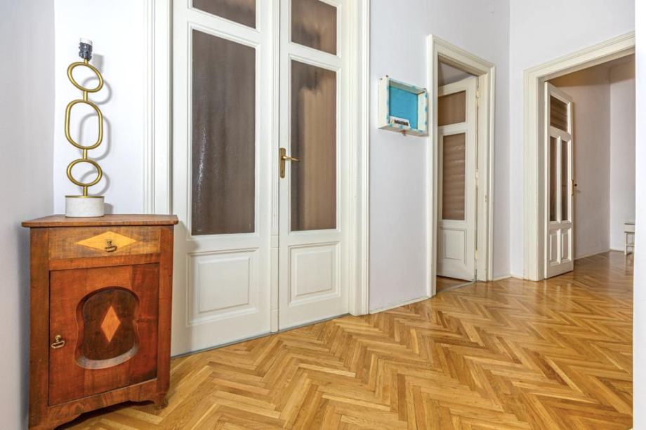 Flat For sale -  Centar