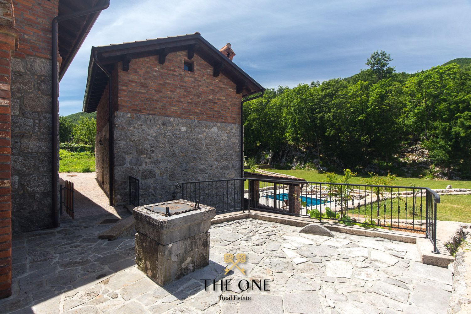 Haus Zu verkaufen - Primorsko-goranska Poljane