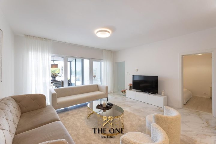 Flat for sale 116 m² – Podstrana