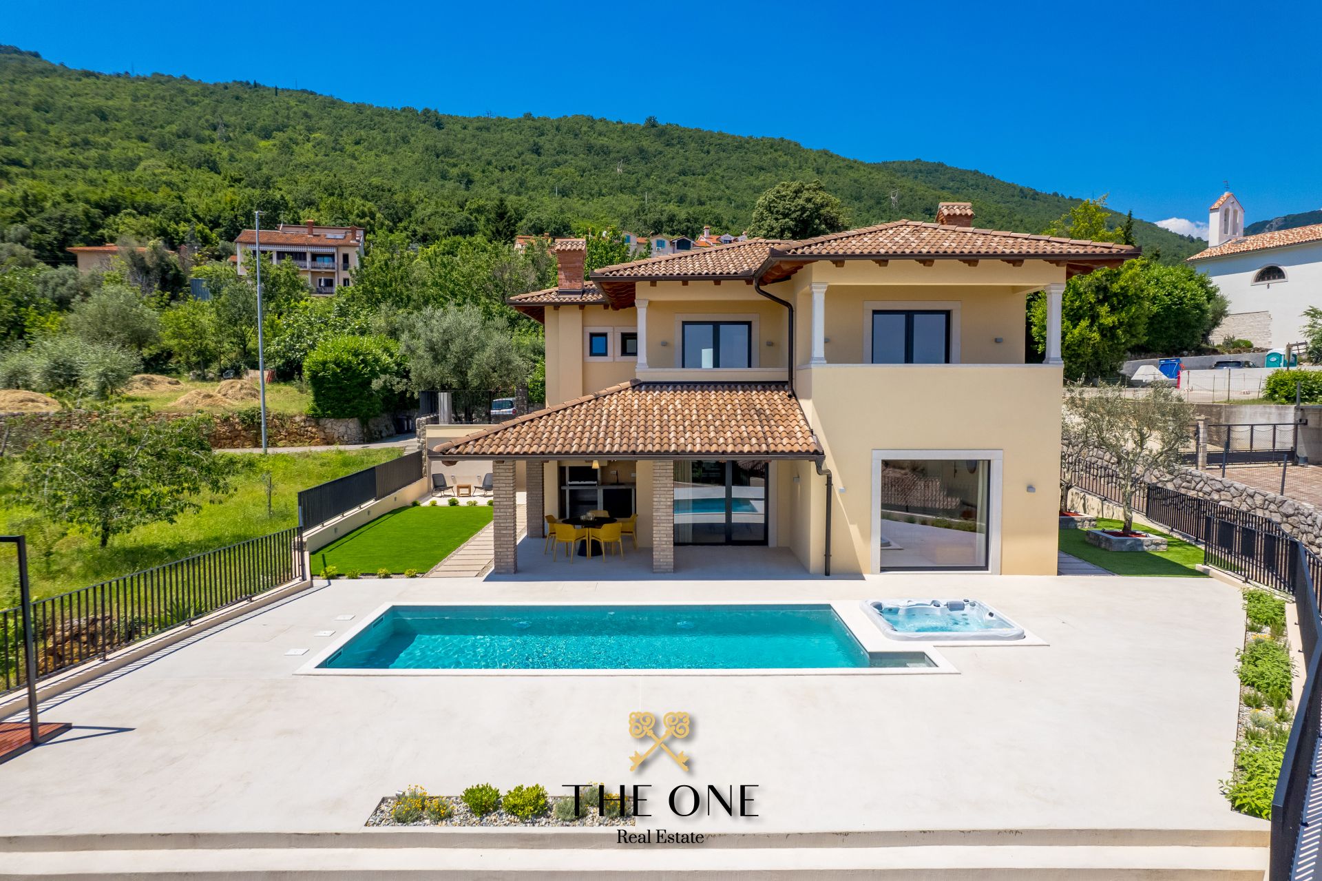 House For sale - Mošćenička Draga - foto 1/31