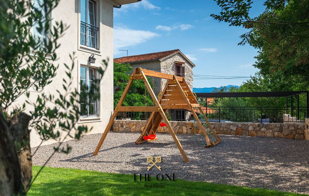 Kuća Na prodaju -  Dobrinj