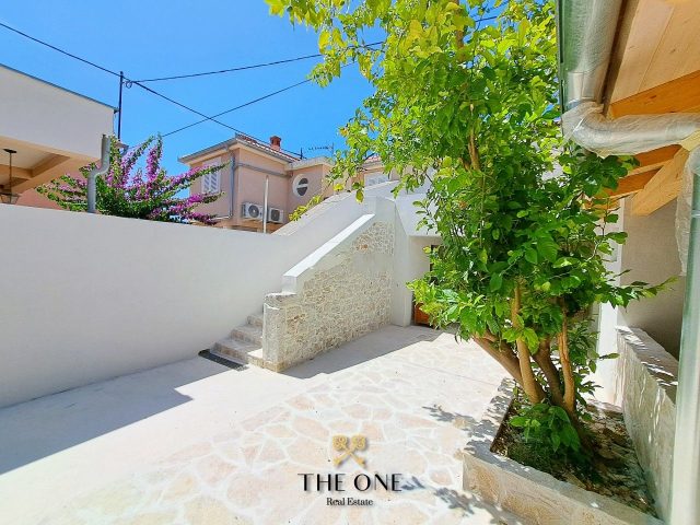 House For sale - Zadarska Ugljan - foto 2/21