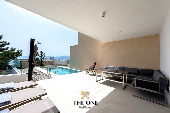 House for sale 190 m² – Kostrena