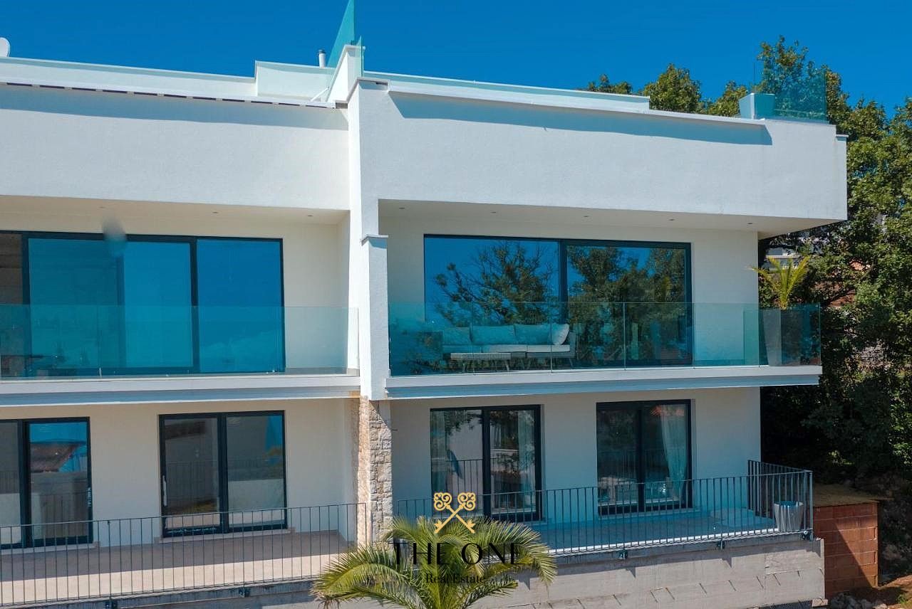 Casa In vendita - Primorsko-goranska Pobri