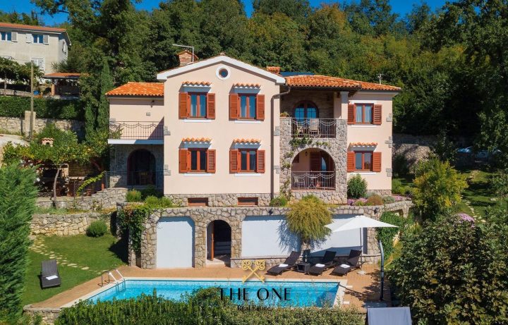 House for sale 290 m² – Opatija - Okolica