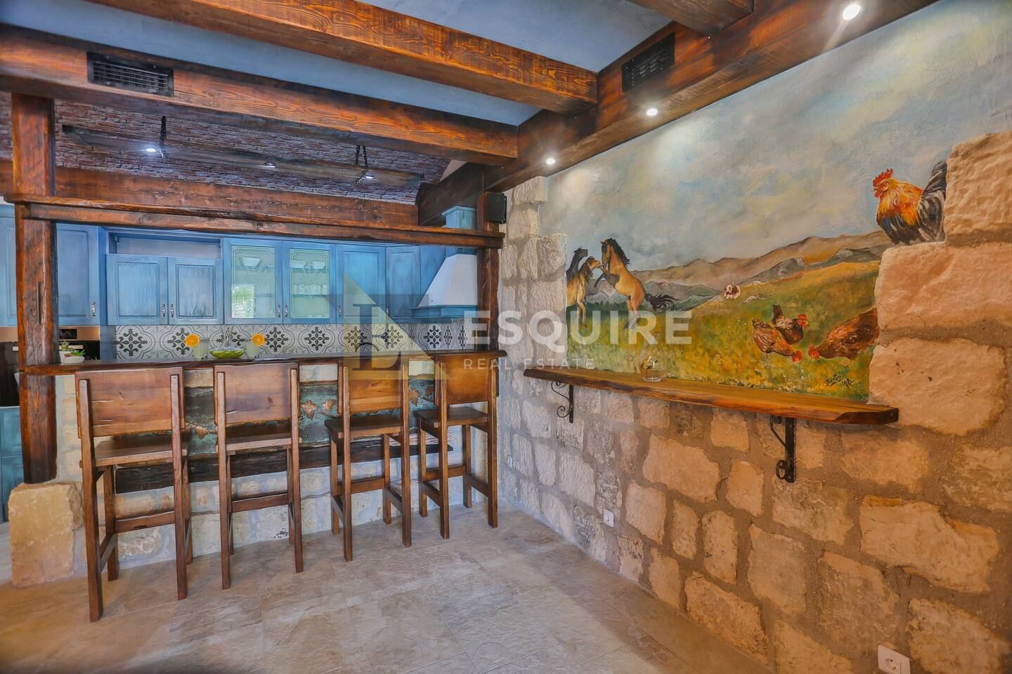 Casa In vendita -  Grad