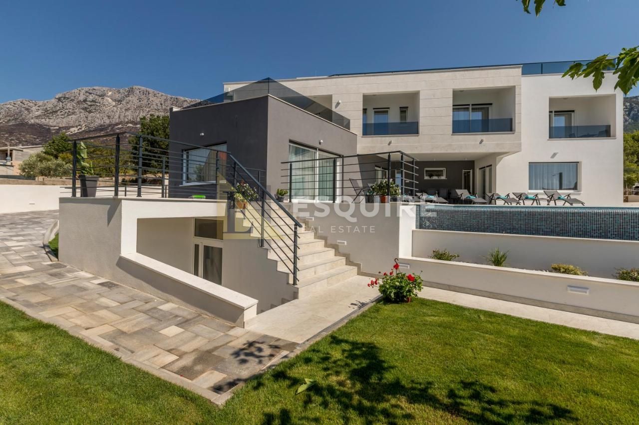 Casa In vendita - Splitsko-dalmatinska Grad