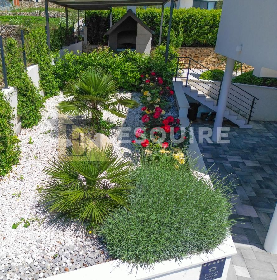 Casa In vendita - Splitsko-dalmatinska Grad
