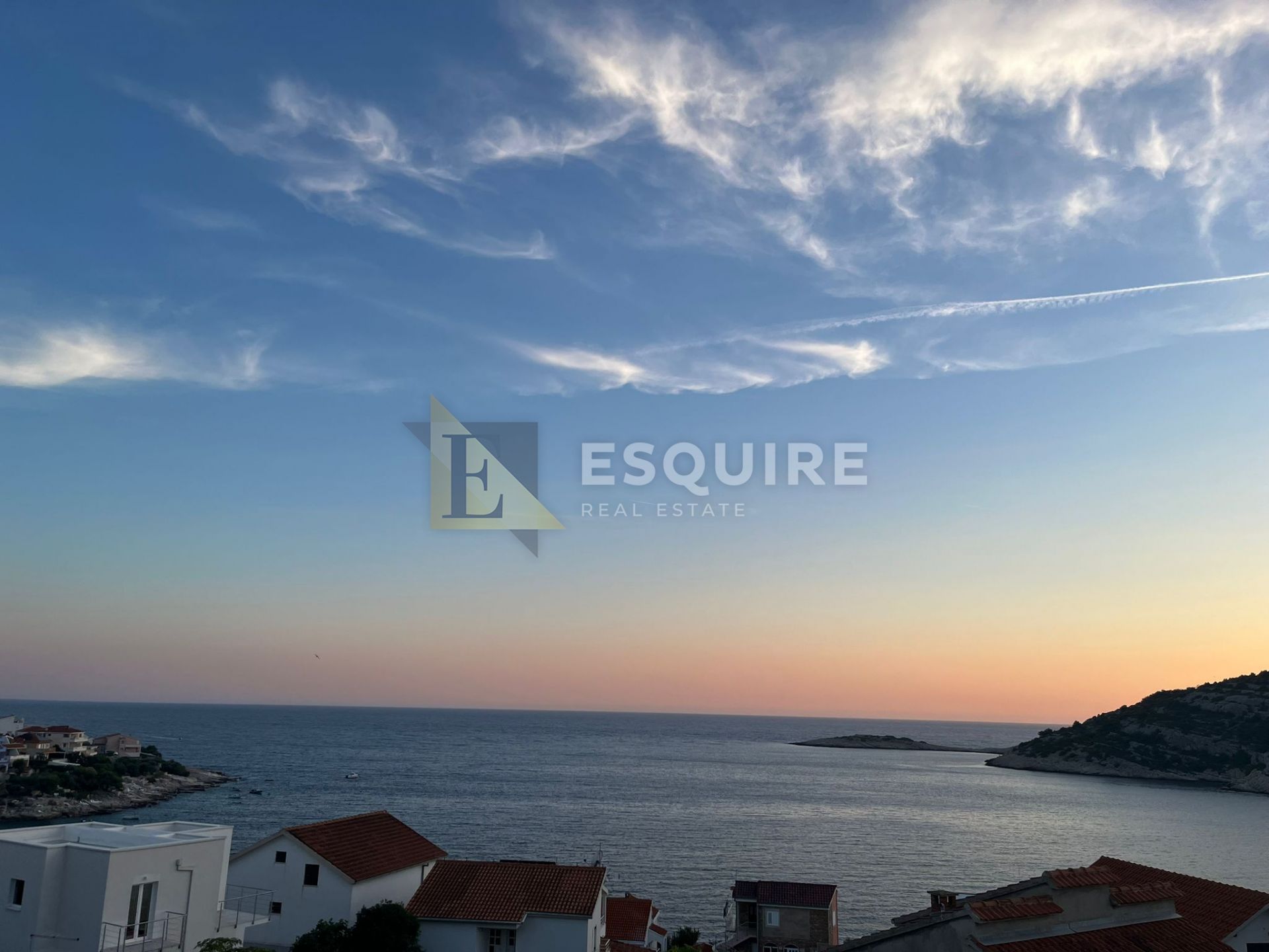 Kuća Na prodaju -  Rogoznica