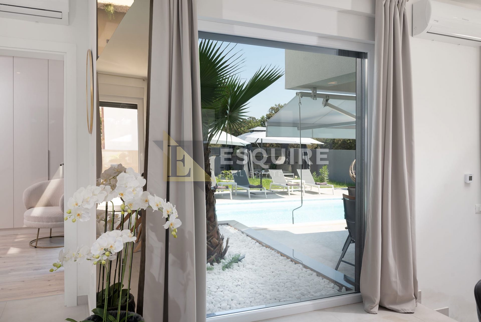 House For sale -  Zaton